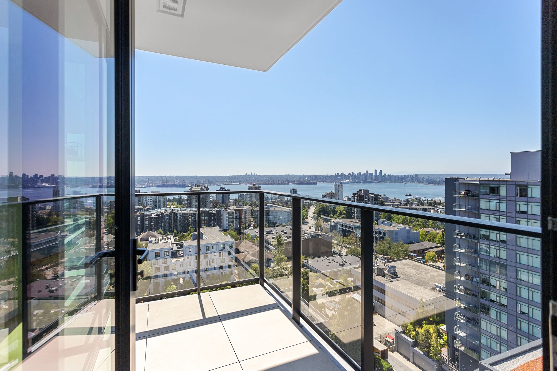 photo-19-25 at 1406 - 135 E 13th Street, Central Lonsdale, North Vancouver