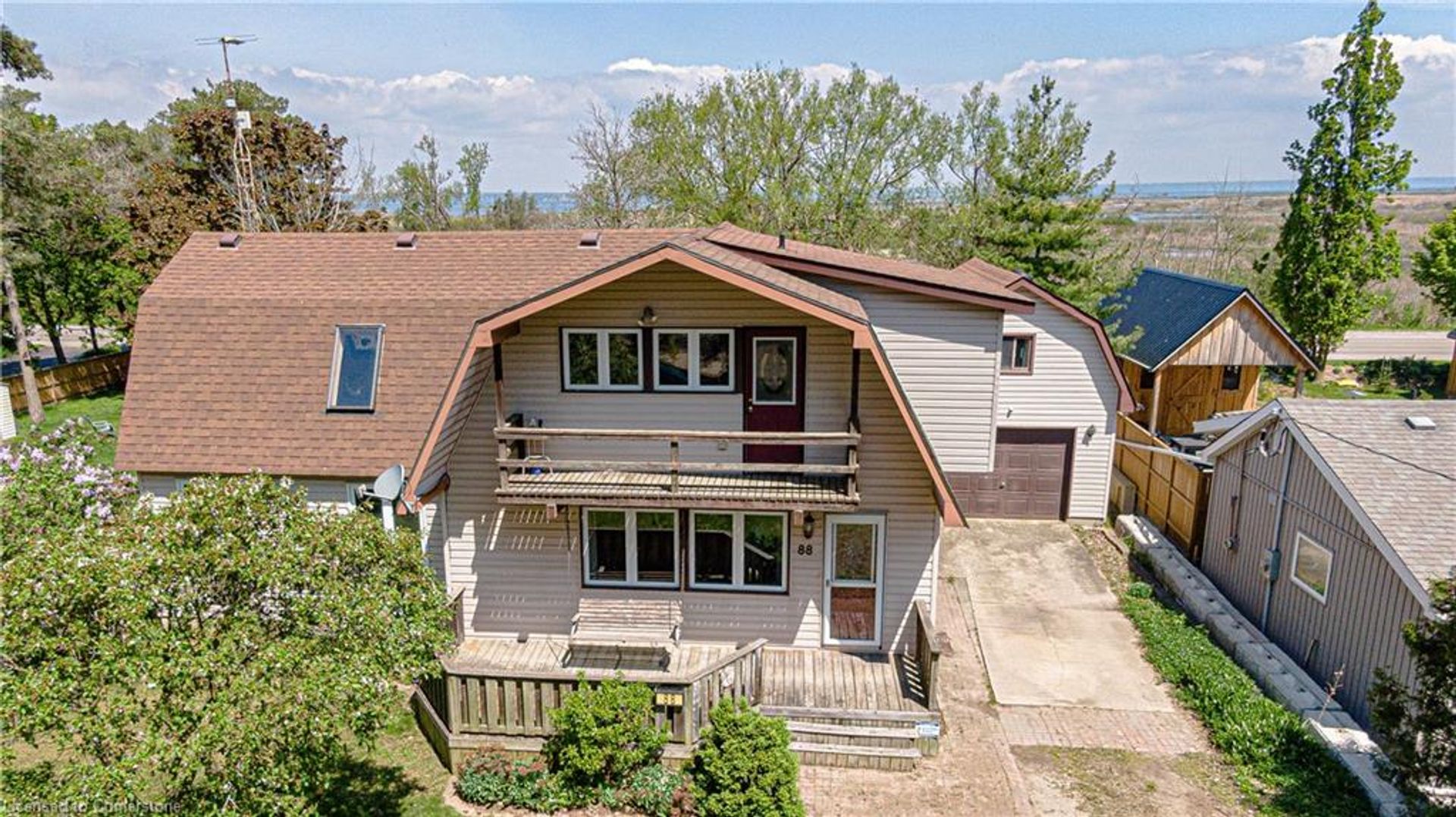 4-drone-view-of-front at 88 Woodstock Avenue, Long Point 4-drone-view-of-front at 88 Woodstock Avenue, Long Point