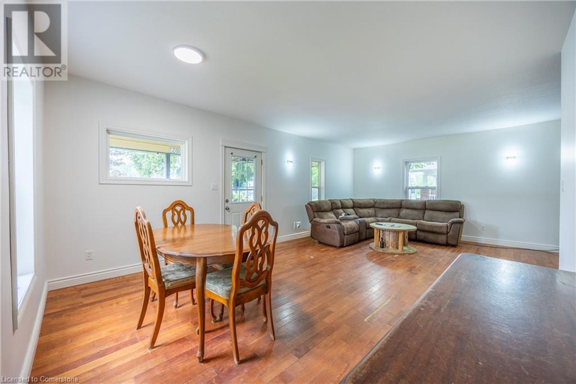 dining area at 263 Main Street E, Otterville dining area at 263 Main Street E, Otterville