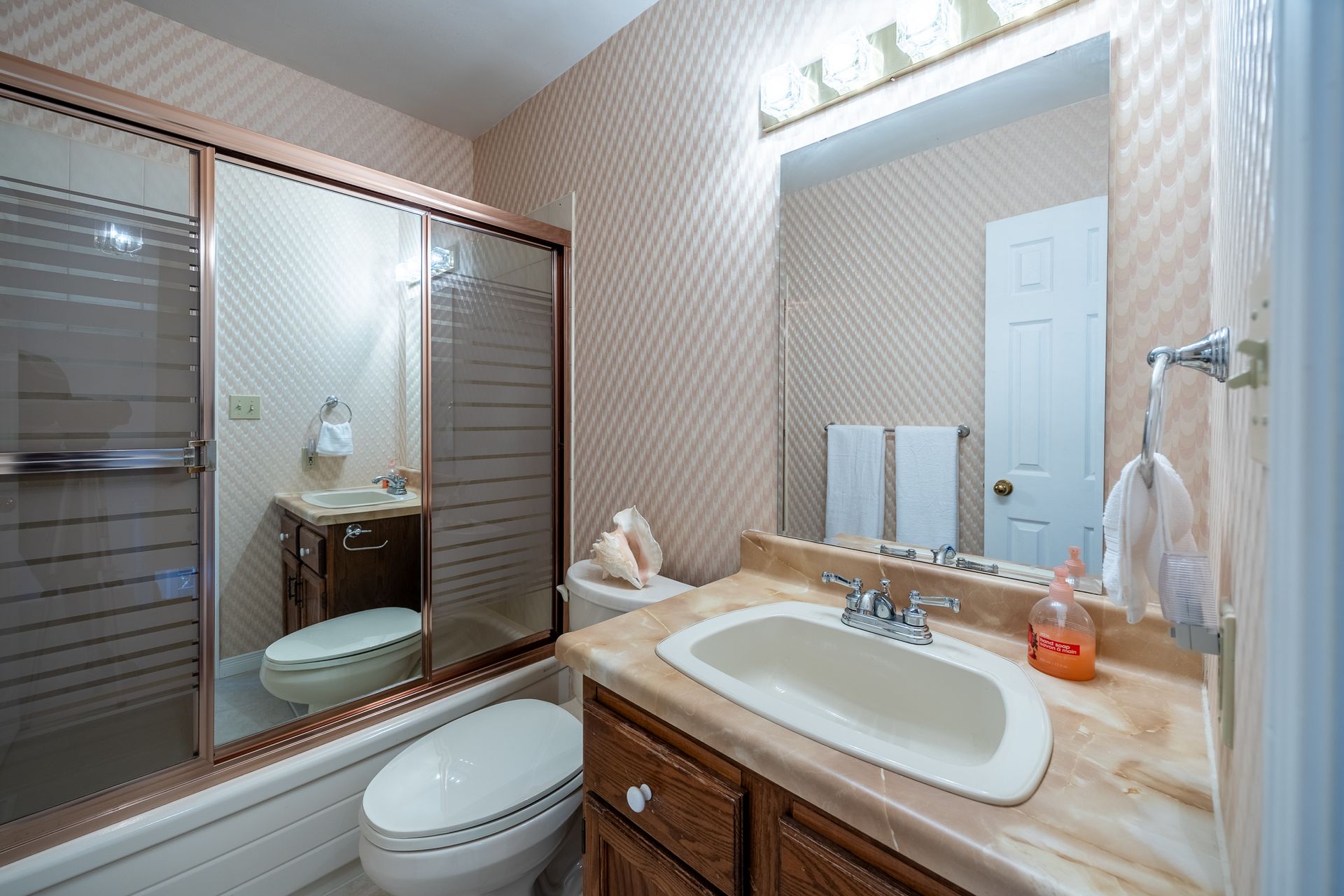 Bathroom at 23 Backus Drive, Port Rowan Bathroom at 23 Backus Drive, Port Rowan