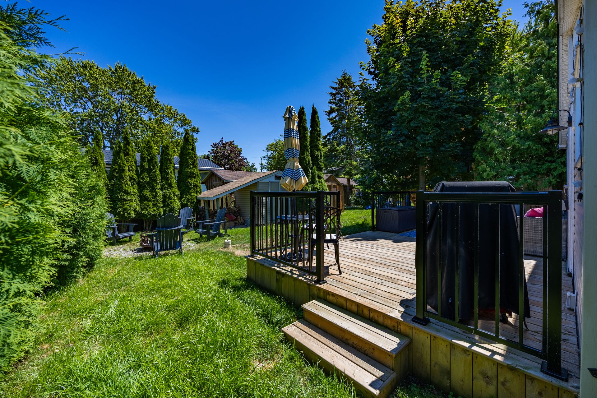 Deck at 11 Bass Lane, Long Point Deck at 11 Bass Lane, Long Point