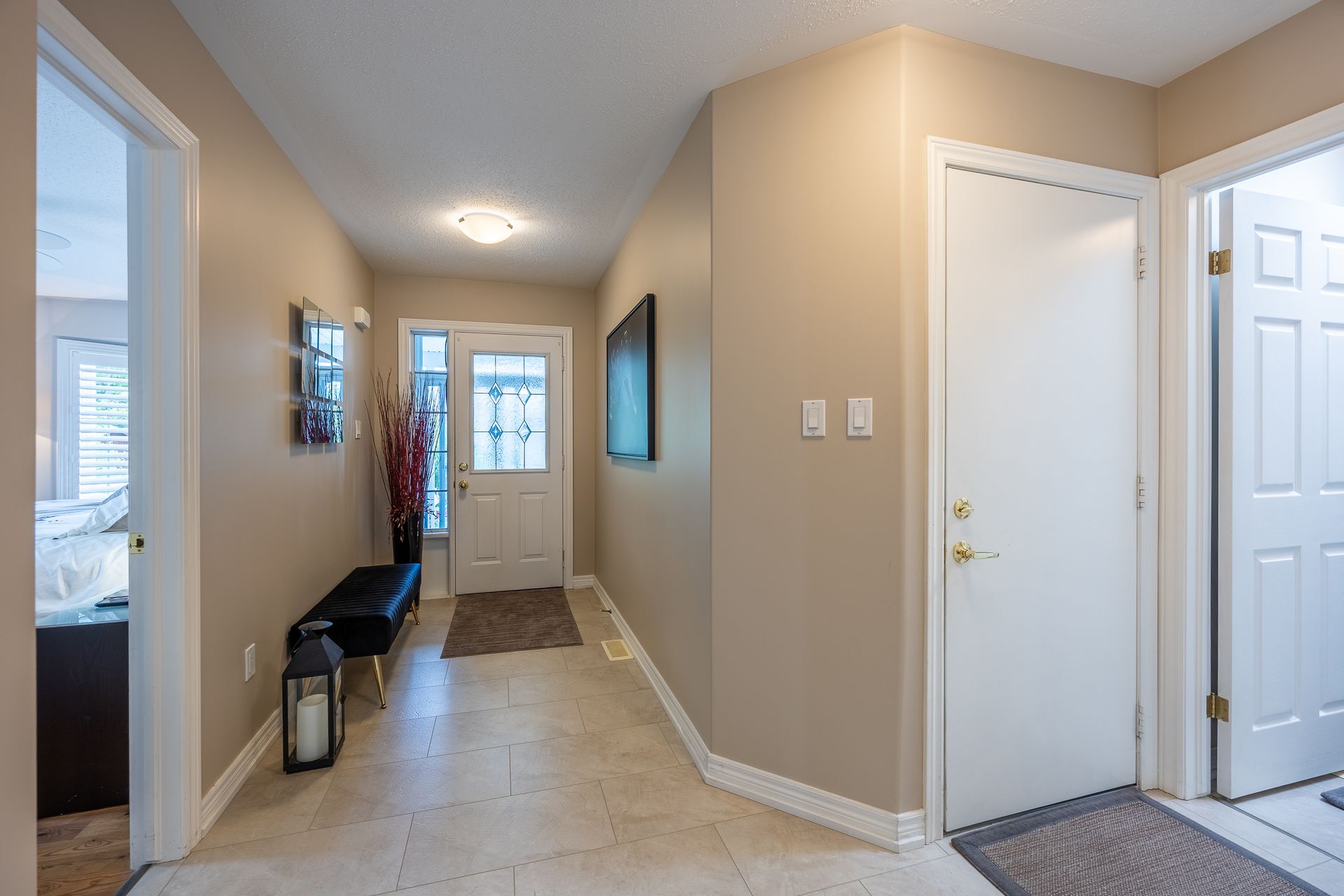 Entry at 2 Carolina Way, Village of Long Point Bay, Port Rowan Entry at 2 Carolina Way, Village of Long Point Bay, Port Rowan