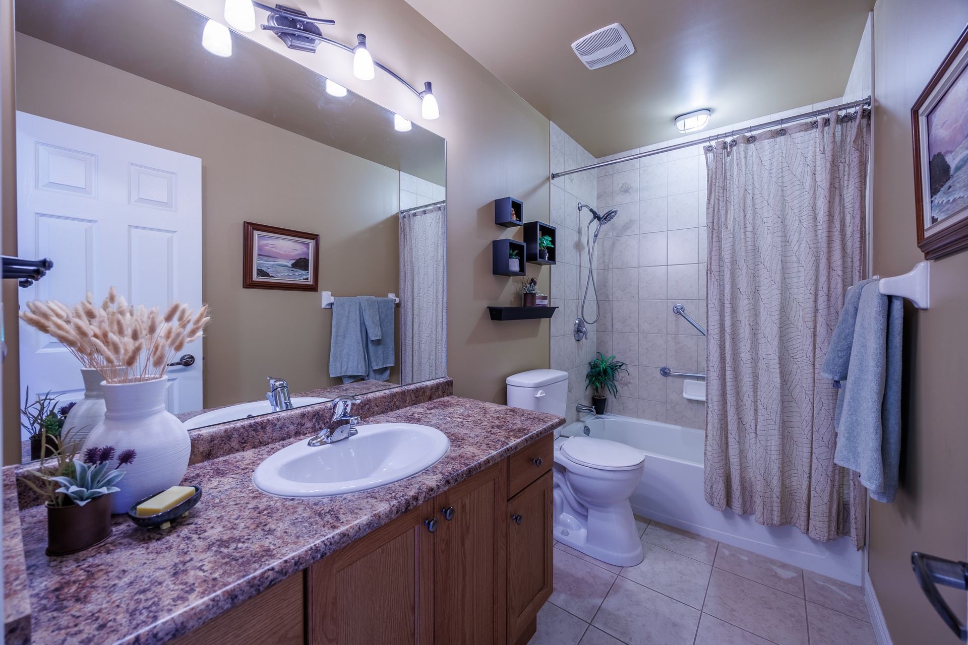Bathroom at 103 Upper Canada Drive, Village of Long Point Bay, Port Rowan Bathroom at 103 Upper Canada Drive, Village of Long Point Bay, Port Rowan