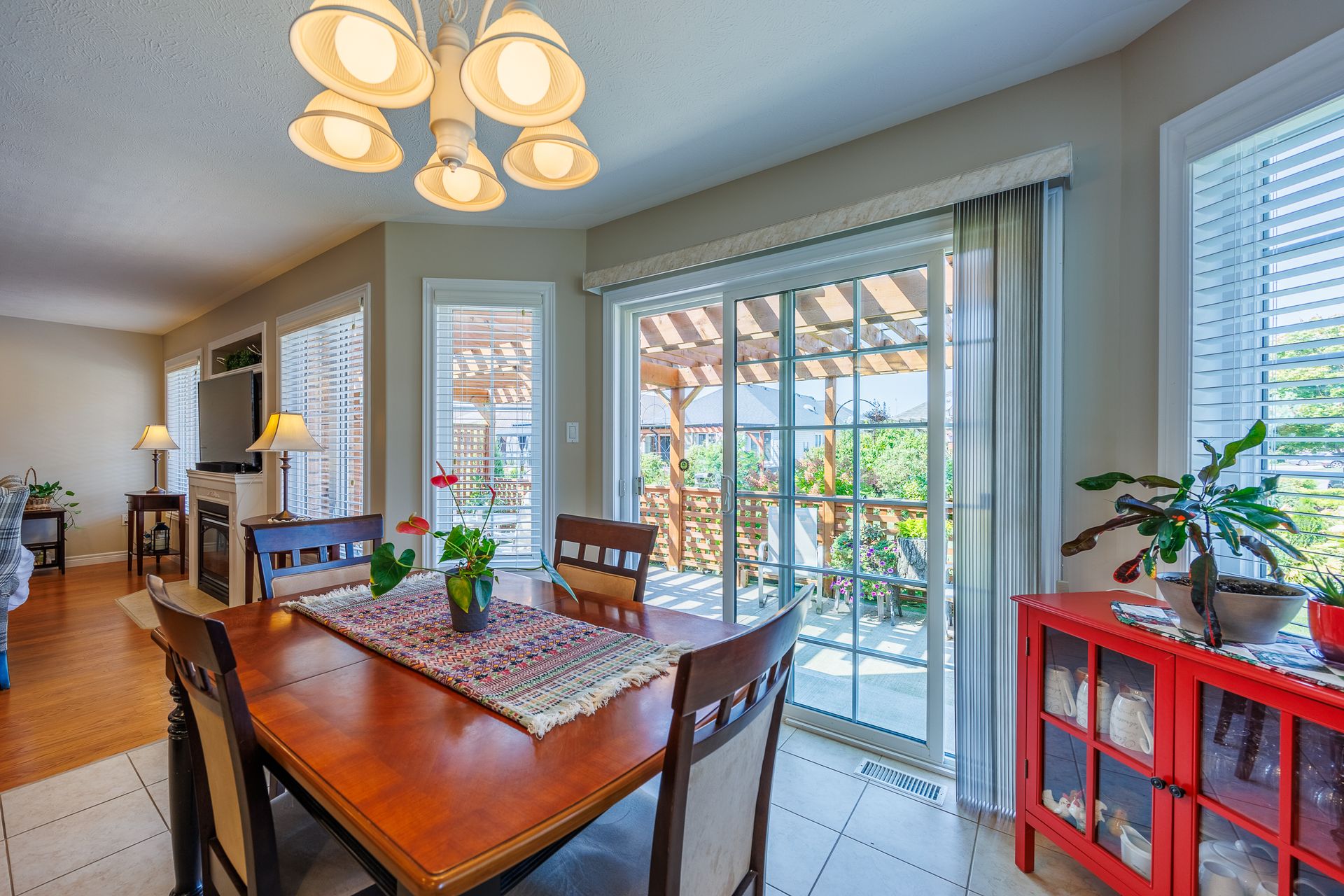 Dining Area at 103 Upper Canada Drive, Village of Long Point Bay, Port Rowan Dining Area at 103 Upper Canada Drive, Village of Long Point Bay, Port Rowan