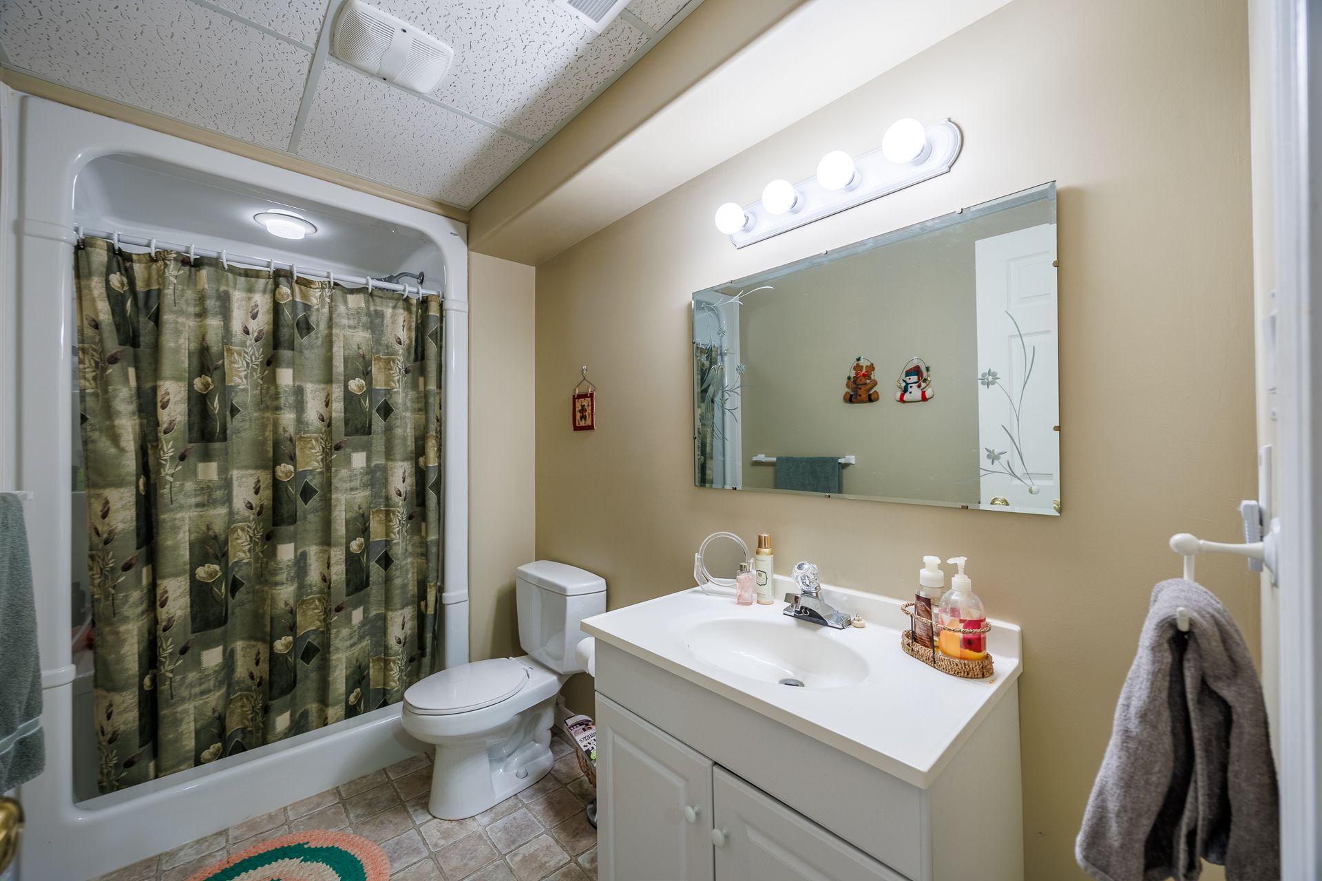Bathroom at 103 Upper Canada Drive, Village of Long Point Bay, Port Rowan Bathroom at 103 Upper Canada Drive, Village of Long Point Bay, Port Rowan