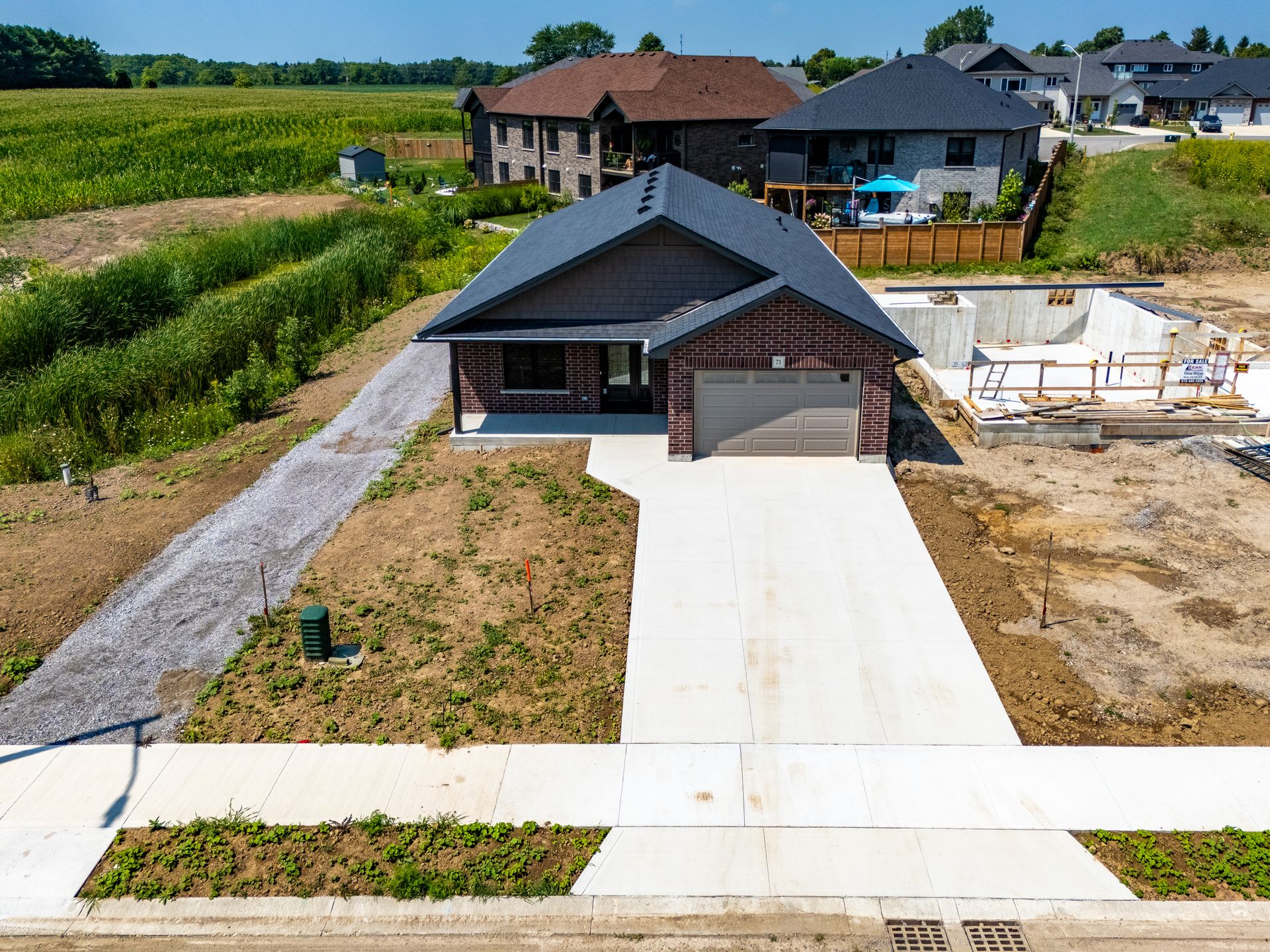Front of Structure at 71 Hunter Drive S, Ducks Landing, Port Rowan Front of Structure at 71 Hunter Drive S, Ducks Landing, Port Rowan