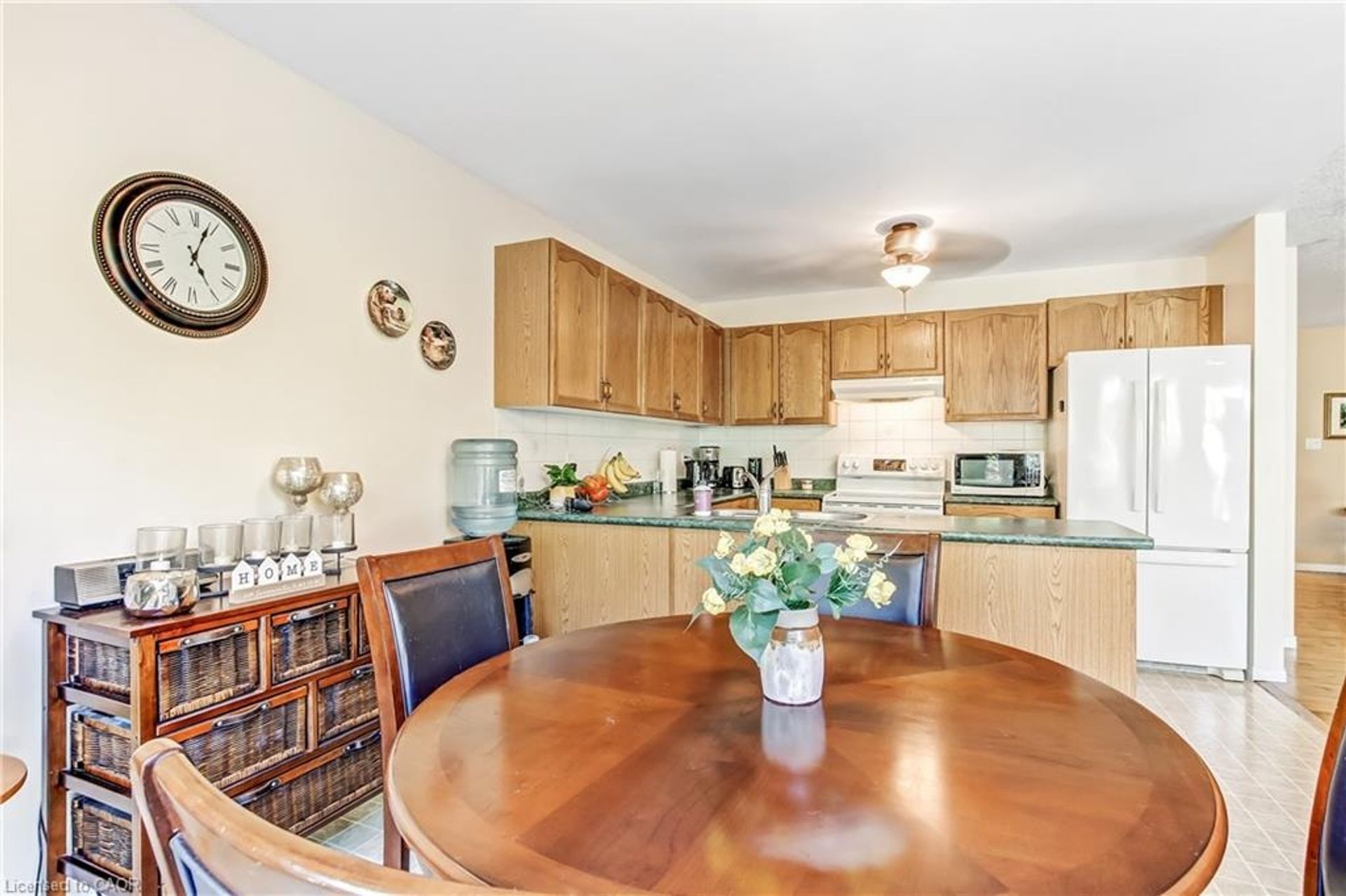 Kitchen at 5 Walsingham Drive, Village of Long Point Bay, Port Rowan Kitchen at 5 Walsingham Drive, Village of Long Point Bay, Port Rowan