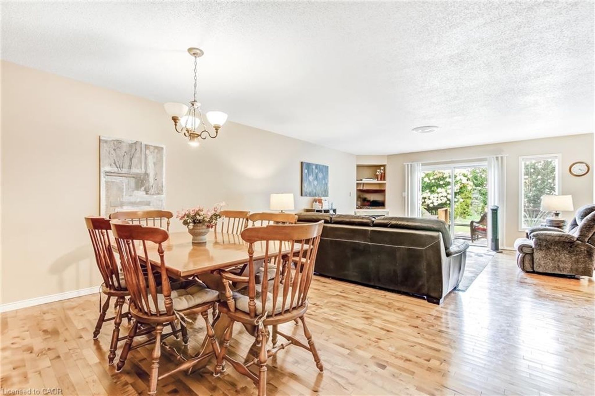 Dining Area at 5 Walsingham Drive, Village of Long Point Bay, Port Rowan Dining Area at 5 Walsingham Drive, Village of Long Point Bay, Port Rowan