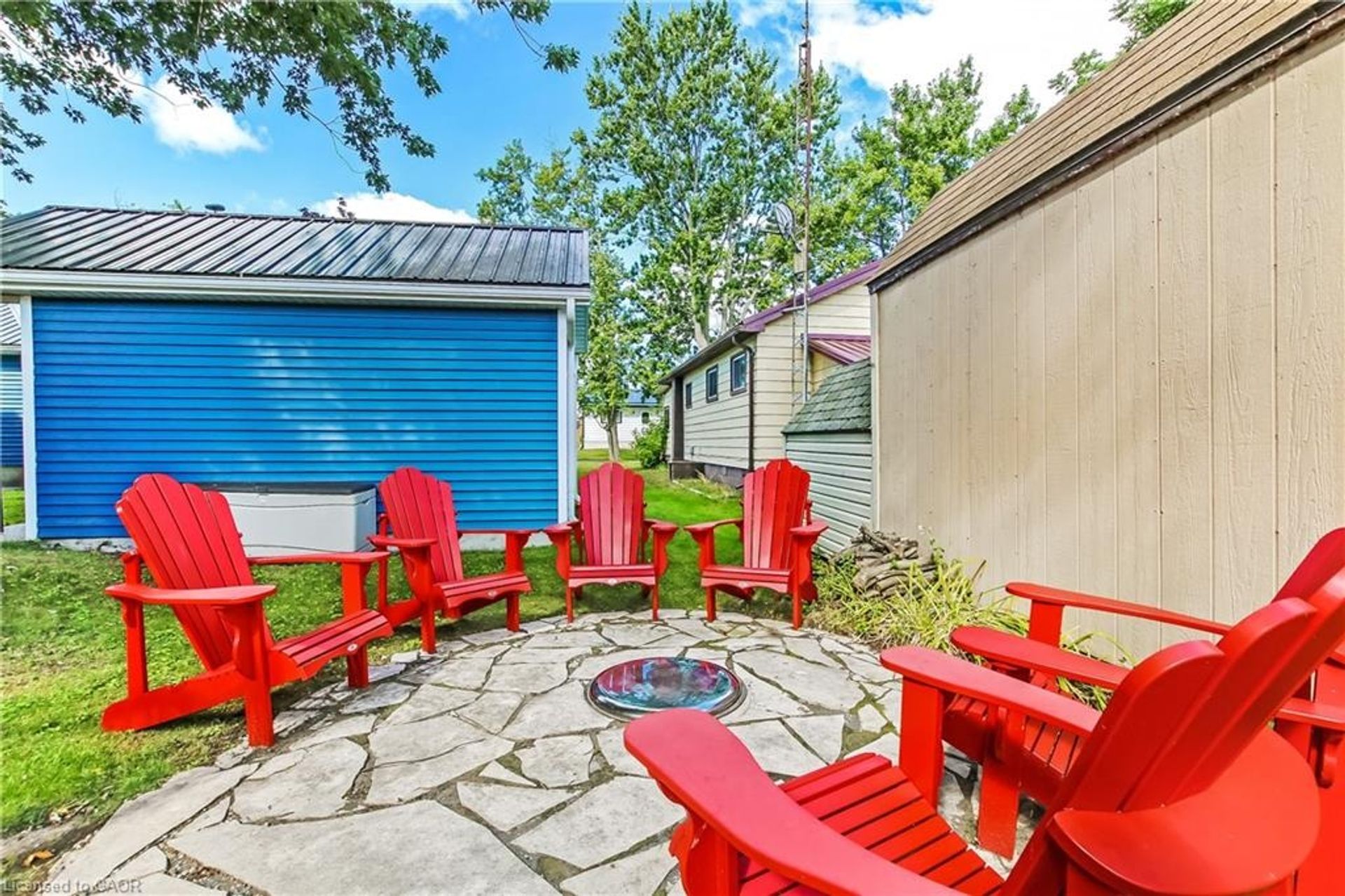 Backyard gatherings at 10 Fourth Avenue, Long Point Backyard gatherings at 10 Fourth Avenue, Long Point