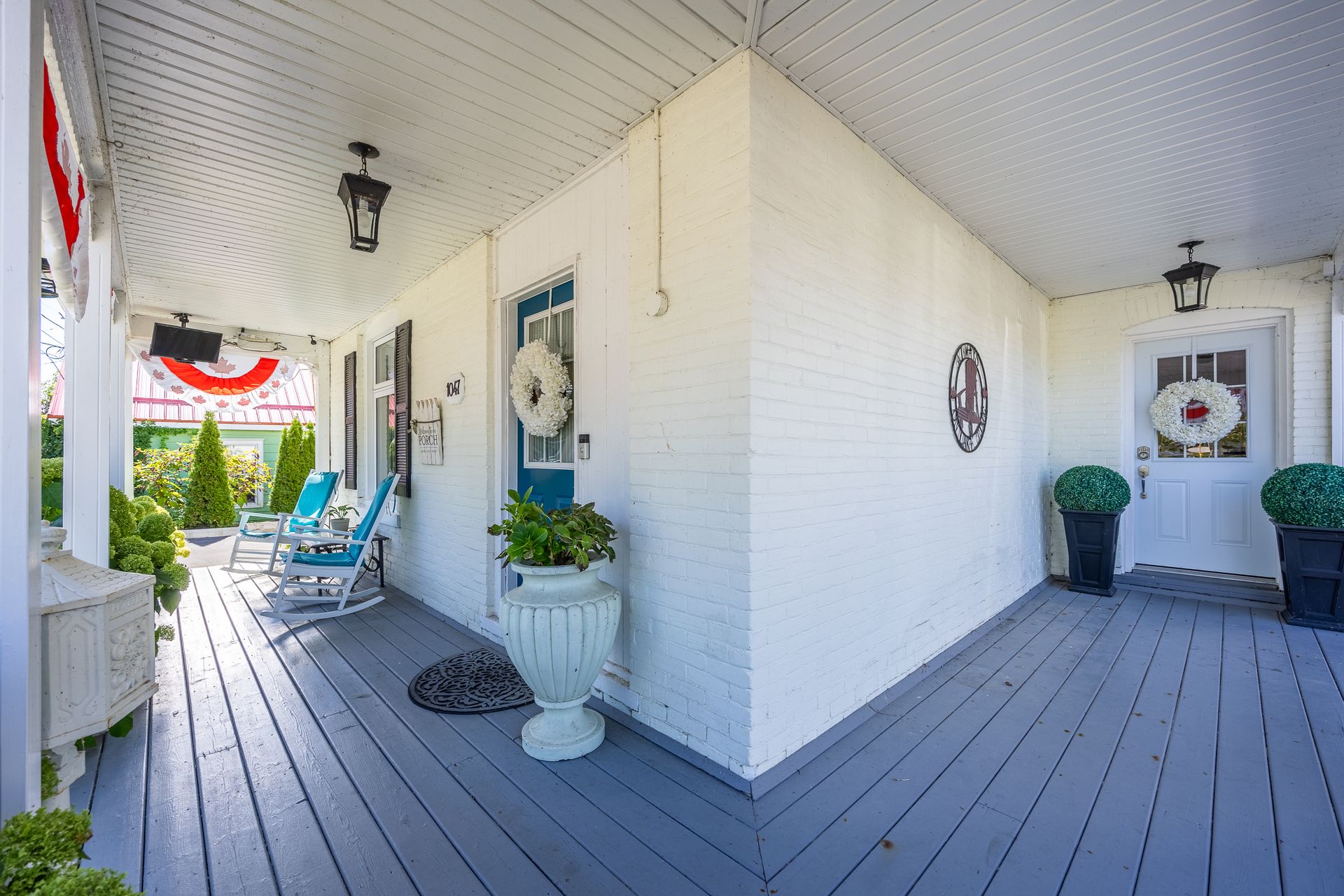 Deck at 1047 Bay Street, Port Rowan Deck at 1047 Bay Street, Port Rowan