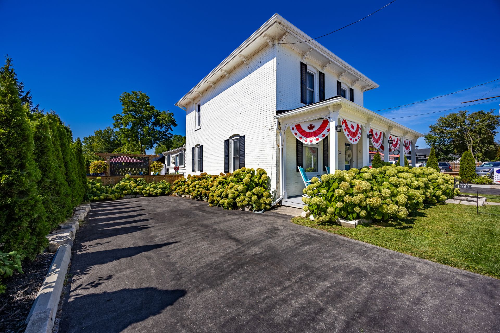 Side of Structure at 1047 Bay Street, Port Rowan Side of Structure at 1047 Bay Street, Port Rowan