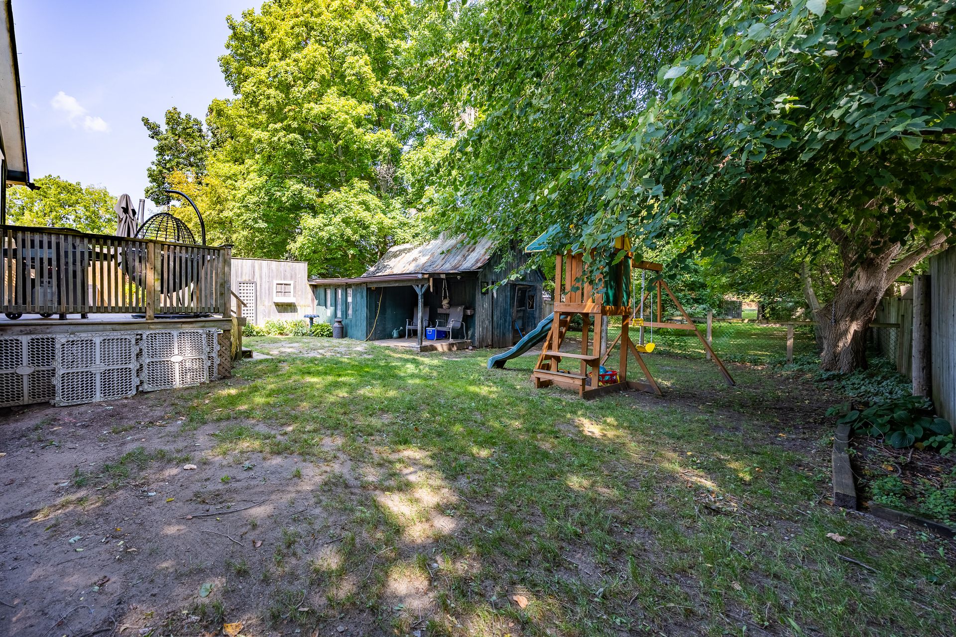 Yard at 2036 Main Street, Walsingham Yard at 2036 Main Street, Walsingham