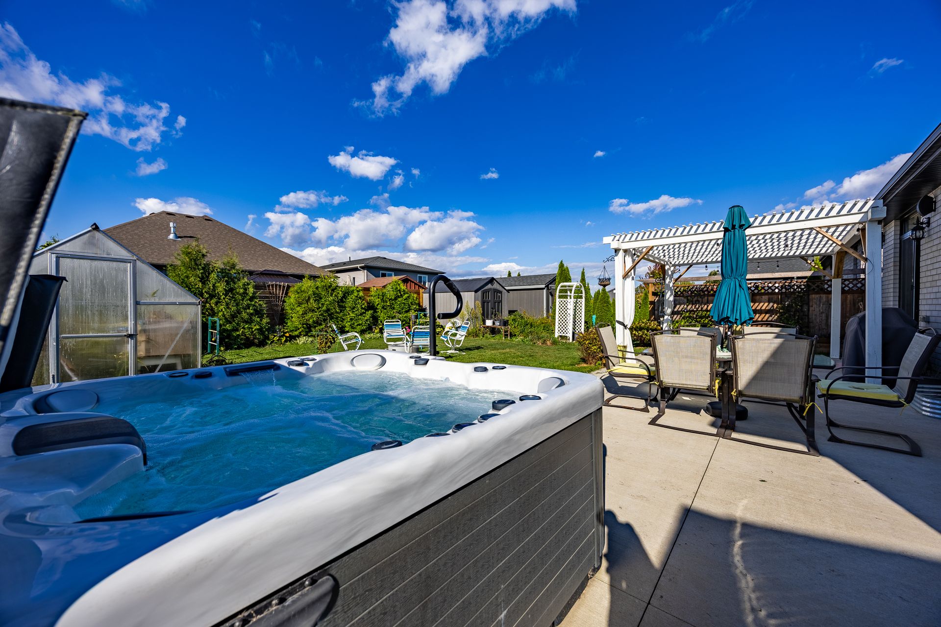 Patio at 80 Backus Drive, Port Rowan Patio at 80 Backus Drive, Port Rowan