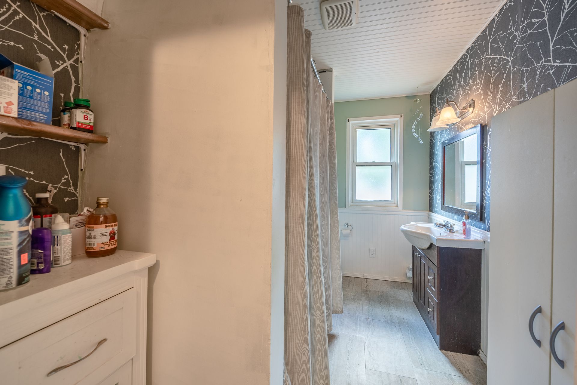 Bathroom at 167 Eastern Avenue, Delhi Bathroom at 167 Eastern Avenue, Delhi