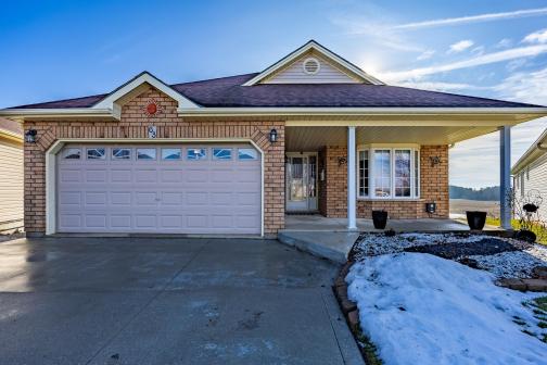 63 Upper Canada Drive, Village of Long Point Bay, Port Rowan photo number 2