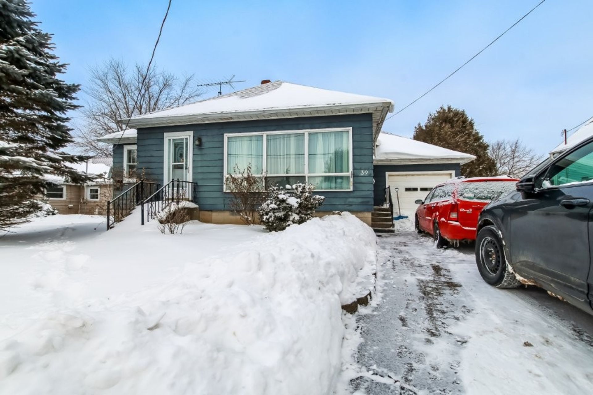 39 Queen Street W, St. Williams photo number 1