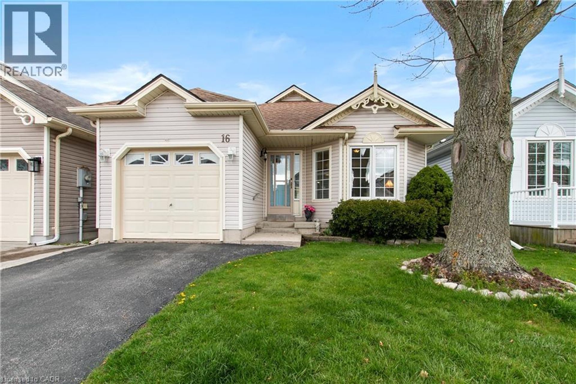 16 Mallard Walk, Village of Long Point Bay (Rural S. Walsingham), Port Rowan photo number 1
