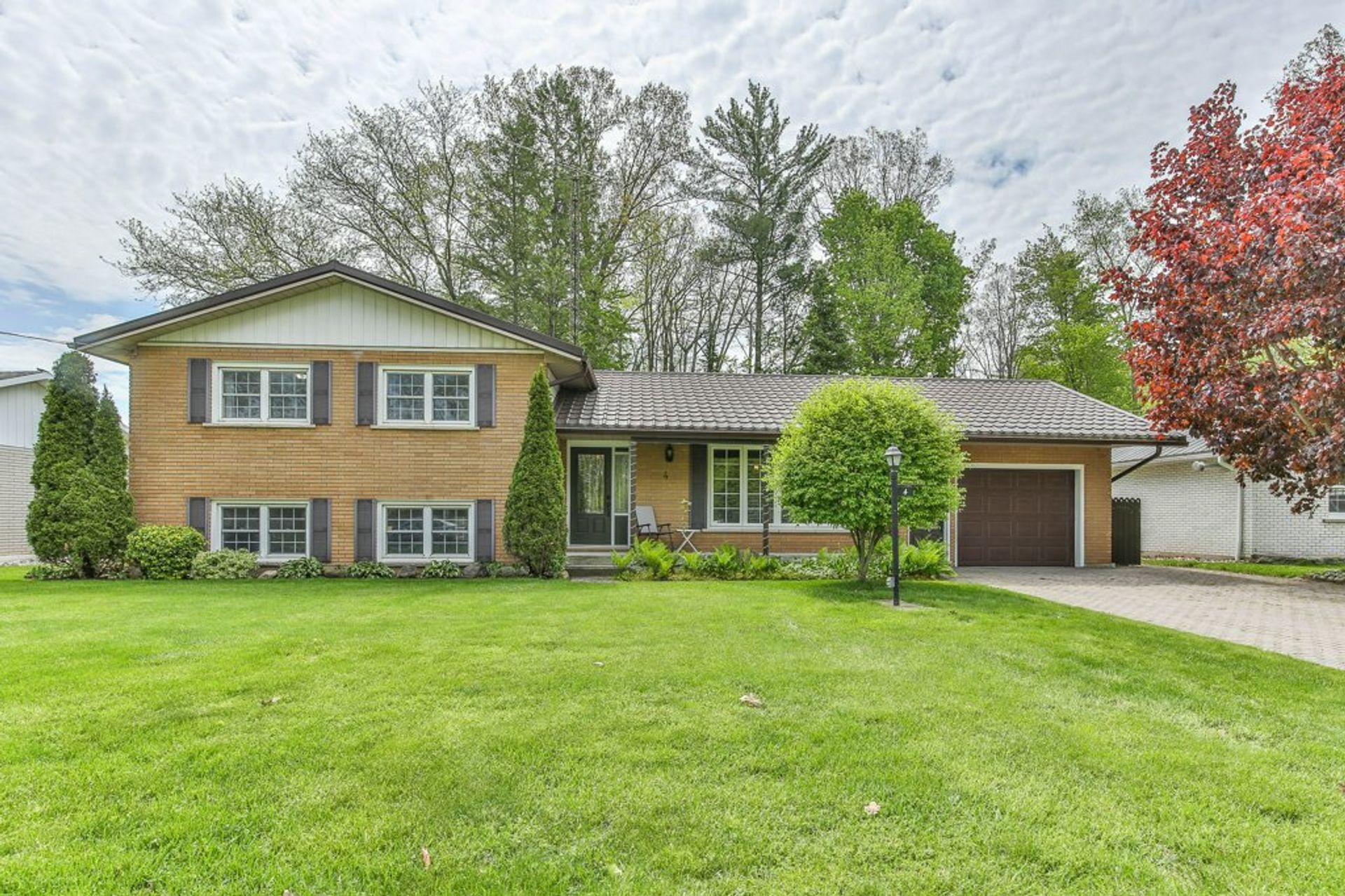 4 Highland Drive, Tillsonburg photo number 1