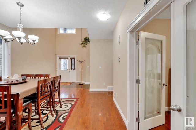 3332-18-street-silver-berry-edmonton-08 at 3332 18 Street, Silver Berry, Edmonton