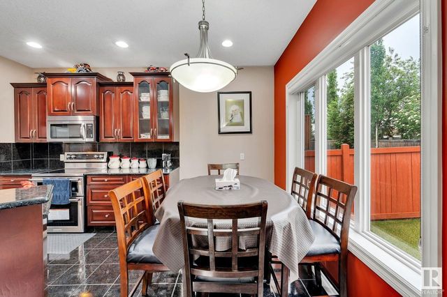 3332-18-street-silver-berry-edmonton-19 at 3332 18 Street, Silver Berry, Edmonton