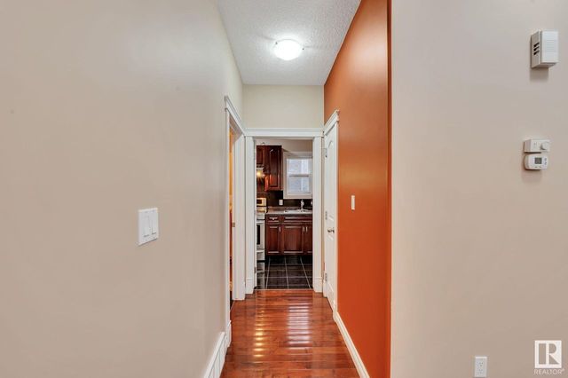 3332-18-street-silver-berry-edmonton-21 at 3332 18 Street, Silver Berry, Edmonton