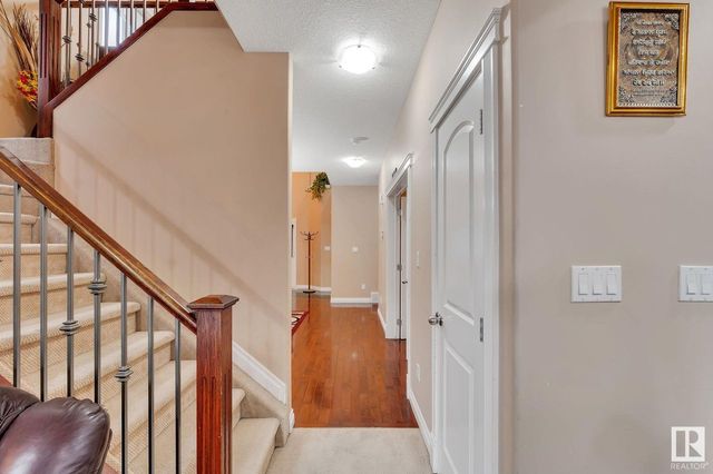 3332-18-street-silver-berry-edmonton-31 at 3332 18 Street, Silver Berry, Edmonton