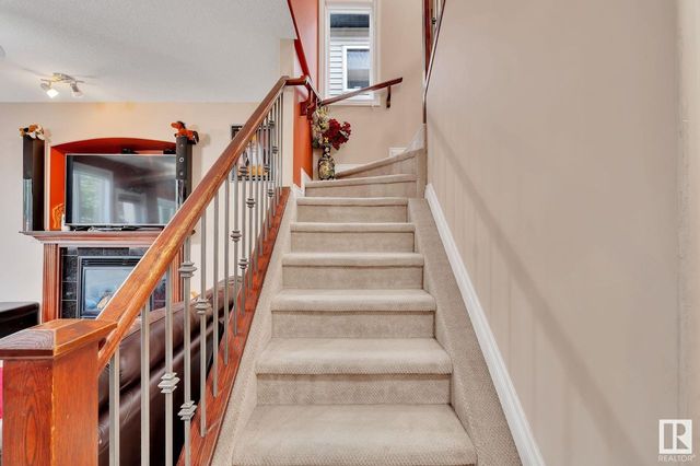 3332-18-street-silver-berry-edmonton-32 at 3332 18 Street, Silver Berry, Edmonton