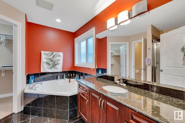 3332-18-street-silver-berry-edmonton-44 at 3332 18 Street, Silver Berry, Edmonton