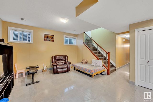 3332-18-street-silver-berry-edmonton-60 at 3332 18 Street, Silver Berry, Edmonton