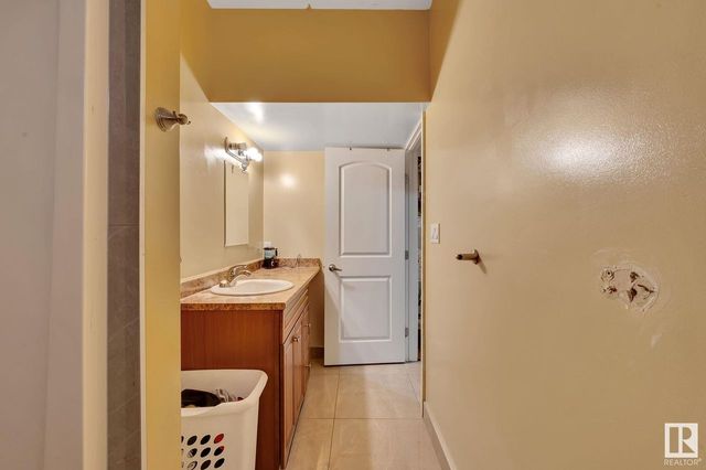 3332-18-street-silver-berry-edmonton-74 at 3332 18 Street, Silver Berry, Edmonton