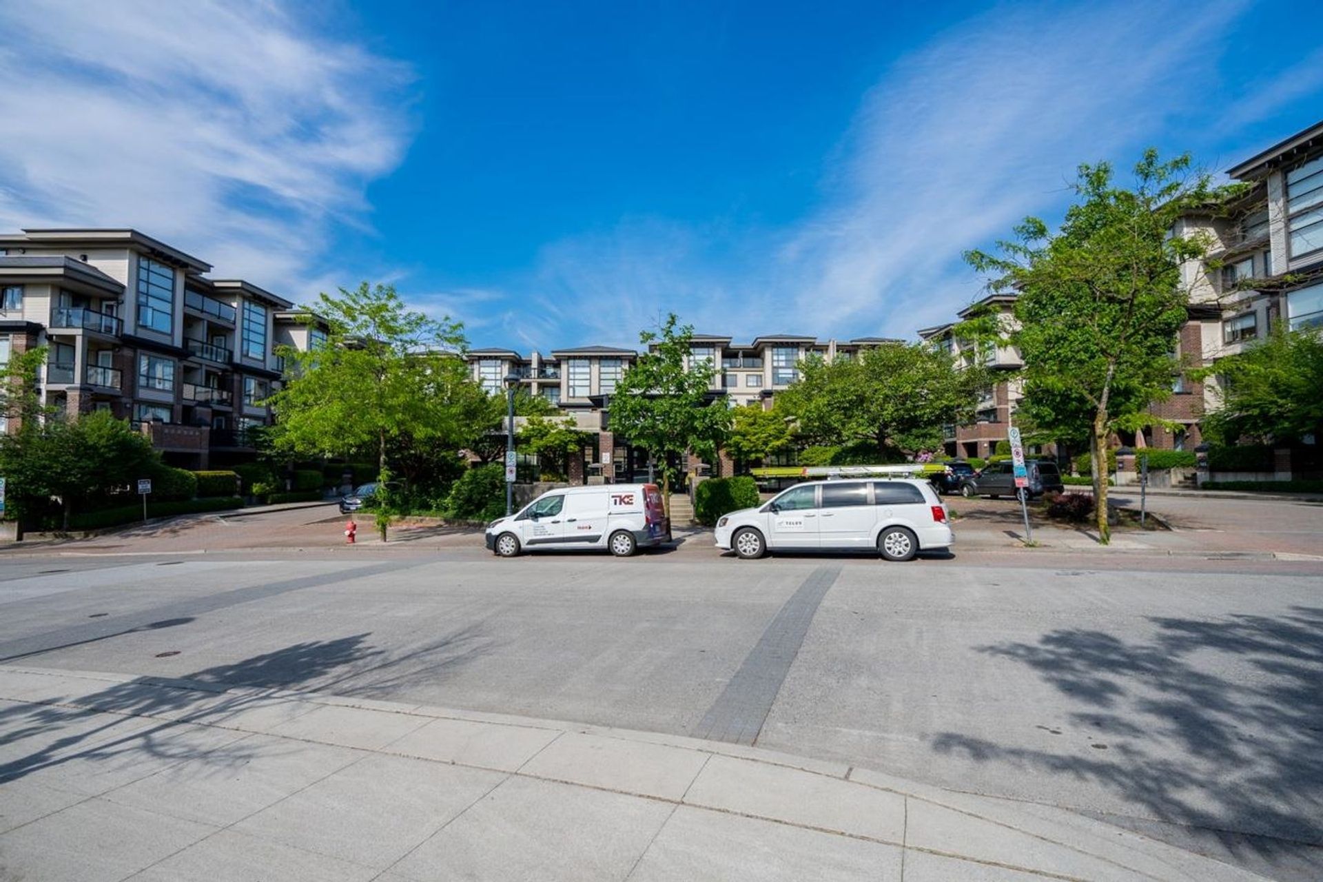 220 - 10866 City Parkway, Whalley, North Surrey photo number 1 220 - 10866 City Parkway, Whalley, North Surrey photo number 1