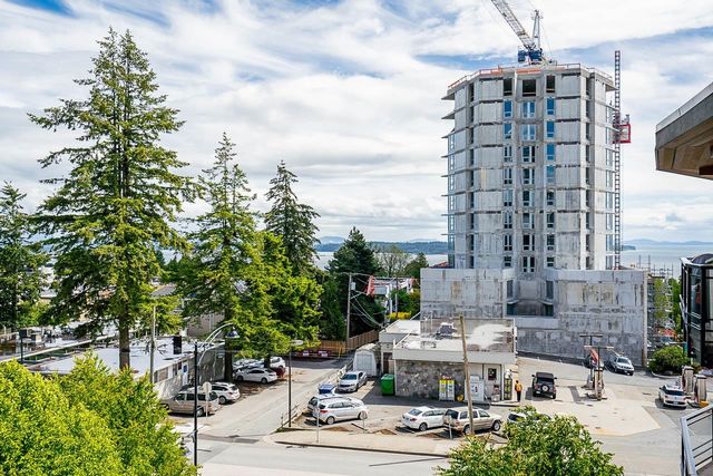 1420-johnston-road-white-rock-south-surrey-white-rock-02 at 405 - 1420 Johnston Road, White Rock, South Surrey White Rock