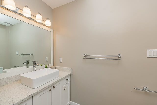 10816-80-avenue-nordel-n-delta-25 at 10816 80 Avenue, Nordel, N. Delta