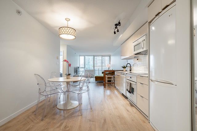 788-hamilton-street-downtown-vw-vancouver-west-03 at 1907 - 788 Hamilton Street, Downtown VW, Vancouver West