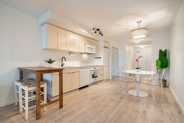 788-hamilton-street-downtown-vw-vancouver-west-07 at 1907 - 788 Hamilton Street, Downtown VW, Vancouver West