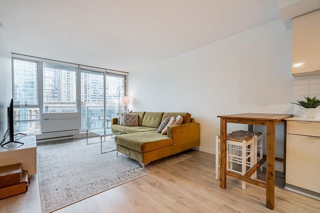 788-hamilton-street-downtown-vw-vancouver-west-13 at 1907 - 788 Hamilton Street, Downtown VW, Vancouver West