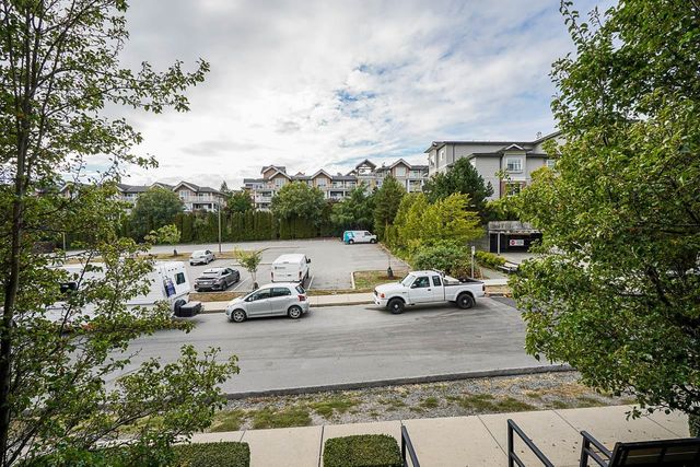 6480-195a-street-clayton-cloverdale-25 at 316 - 6480 195a Street, Clayton, Cloverdale