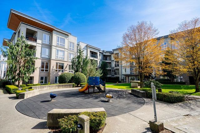 13339-102a-avenue-whalley-north-surrey-38 at 416 - 13339 102a Avenue, Whalley, North Surrey