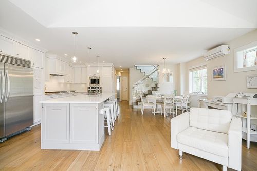 663-e-22nd-street-boulevard-north-vancouver-04 at 663 E 22nd Street, Boulevard, North Vancouver