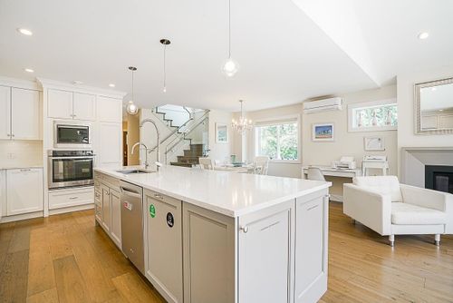 663-e-22nd-street-boulevard-north-vancouver-08 at 663 E 22nd Street, Boulevard, North Vancouver