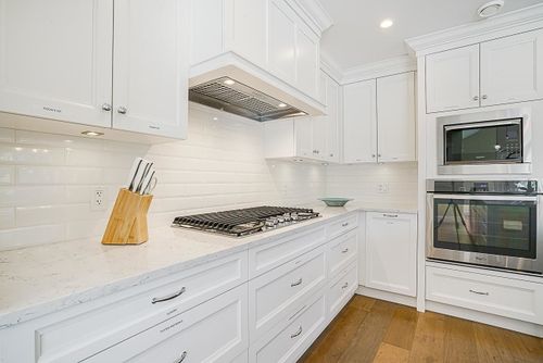 663-e-22nd-street-boulevard-north-vancouver-09 at 663 E 22nd Street, Boulevard, North Vancouver