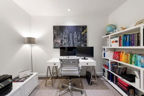 den at W 2nd, Lower Lonsdale, North Vancouver