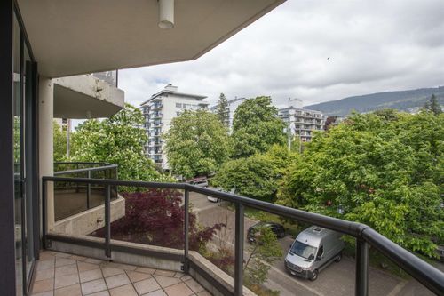 1689-duchess-avenue-ambleside-west-vancouver-22 at 408 - 1689 Duchess Avenue, Ambleside, West Vancouver