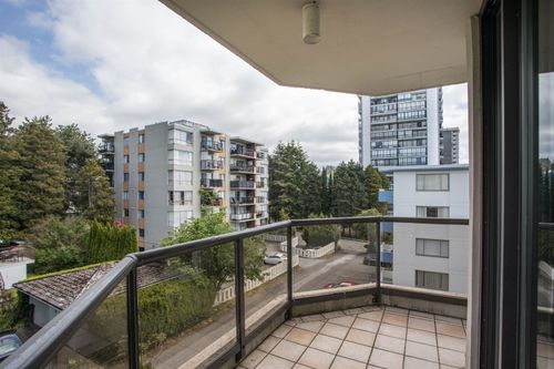 1689-duchess-avenue-ambleside-west-vancouver-23 at 408 - 1689 Duchess Avenue, Ambleside, West Vancouver