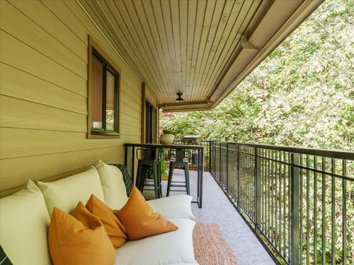 1385-draycott-road-lynn-valley-north-vancouver-08 at 304 - 1385 Draycott Road, Lynn Valley, North Vancouver