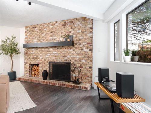 1385-draycott-road-lynn-valley-north-vancouver-12 at 304 - 1385 Draycott Road, Lynn Valley, North Vancouver