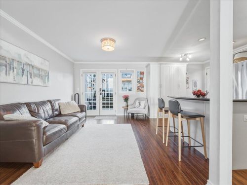 318-e-keith-road-central-lonsdale-north-vancouver-11 at 318 E Keith Road, Central Lonsdale, North Vancouver