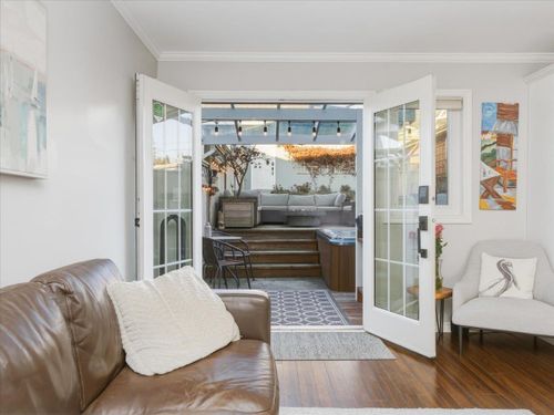 318-e-keith-road-central-lonsdale-north-vancouver-14 at 318 E Keith Road, Central Lonsdale, North Vancouver