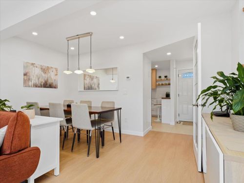 1910-cedar-village-crescent-westlynn-north-vancouver-02 at 48 - 1910 Cedar Village Crescent, Westlynn, North Vancouver