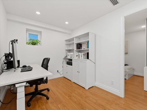 1910-cedar-village-crescent-westlynn-north-vancouver-25 at 48 - 1910 Cedar Village Crescent, Westlynn, North Vancouver